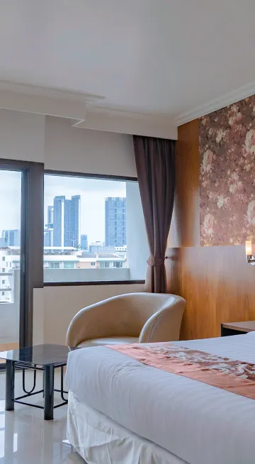 ห้องดีลักซ์ พร้อมระเบียง