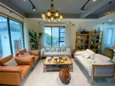 Huangshan Shuying Mountain Villa Art Theme Homestay Các khách sạn gần Flying Dragon Waterfall