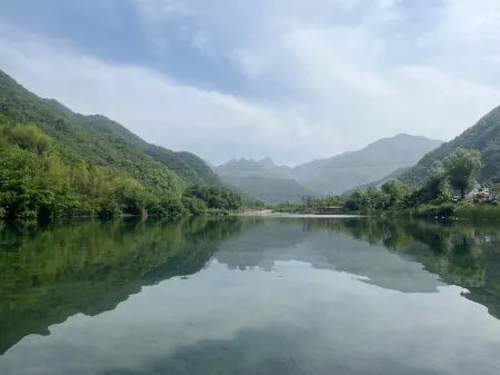 Shitai Shanshuiyu Homestay Отели в г. Шитай