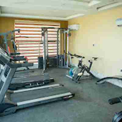 D Franklin Apartment & Events Center Fitness & Recreational Facilities