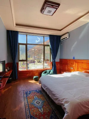 Heishui Guluo Homestay Hotels near Dagu Glacier Geological Museum
