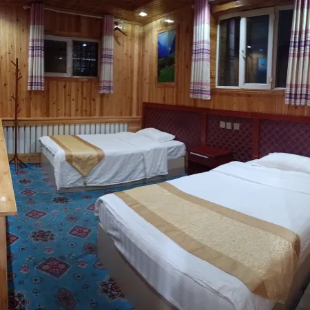 Tekes Winter Fruit Inn