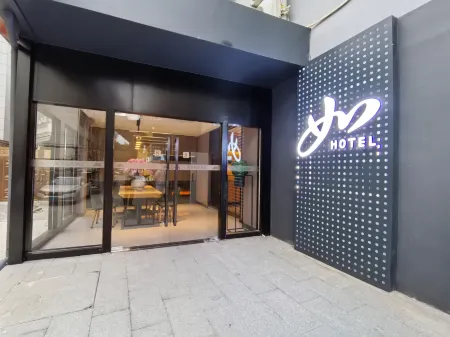 Homeinn Selected Hotel (Xiamen University Nanputuo Temple)