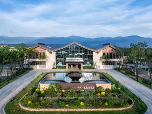 XICHANG JOYHUB AIR HOTEL