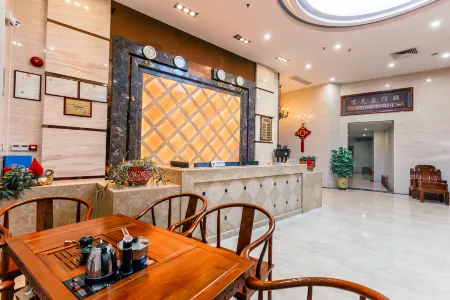 Mancheng Hotel Отели рядом с достопримечательностью «Yearning Tea Plantation Tourist Attraction»