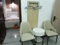Zhenyuan Qinheli Boutique Hotel (Zhenyuan Ancient City) - Business