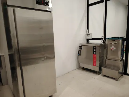 CHANGXINGYUESHANGJIUDIAN Отели рядом с достопримечательностью «Xiaomeishan»