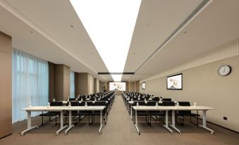 Atour Hotel Suzhou Industrial Park Fengting Avenue