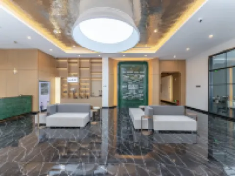 Baiyulan Hotel (Anyang Anzhang Avenue Branch)