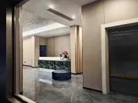 Huayue Xinglan Boutique Apartment (Pingxiang North Station)