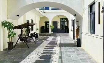 Guanshan Yue Courtyard Homestay