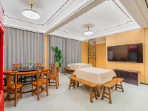 Xiang Wang Shan Jian Zhu (Sanqing Mountain Scenic Area Gangshou Cableway Store) Các khách sạn ở Đức Hưng