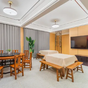 Xiang Wang Shan Jian Zhu (Sanqing Mountain Scenic Area Gangshou Cableway Store)