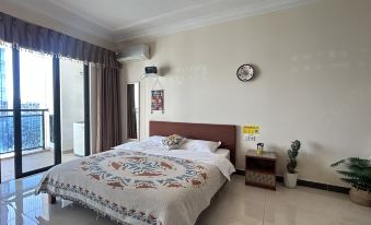 Dawu Xiaozhan Smart Audio-Visual Light Luxury Boutique Stay (Guilin High-Speed Rail North Station)