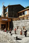 Lixian Guergou · Realm · Encounter Snow Mountain Resort - Pools