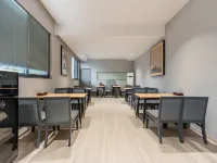 YueLongWan Holiday Hotel