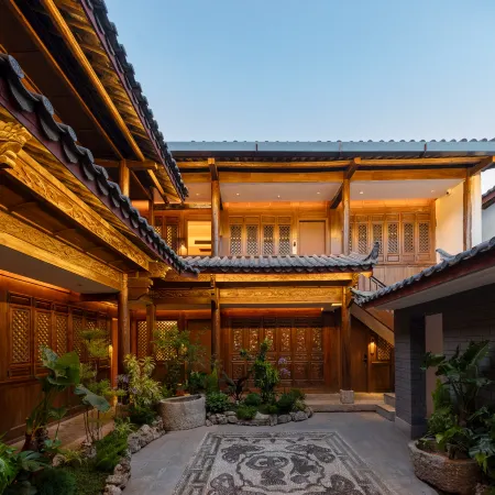 Floral Hotel·Miyake Yisheng Vintage Snow-View Hotel (Sifang St, Lijiang)