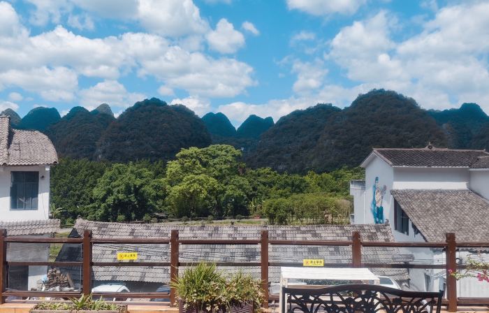 Tianla Bayin Inn