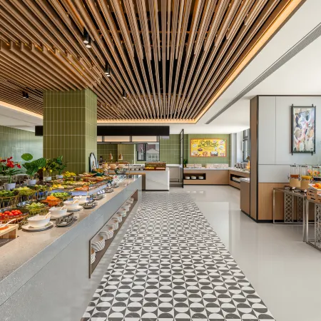 Holiday Inn Lvsi Port Qidong