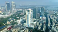 Jiangsu Phoenix Palace Hotel Отели рядом с достопримечательностью «Nanjing Institute of Railway Technology (Zhenzhu South Road)»