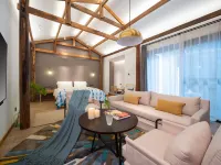 Jianglu Village Dawn Resort