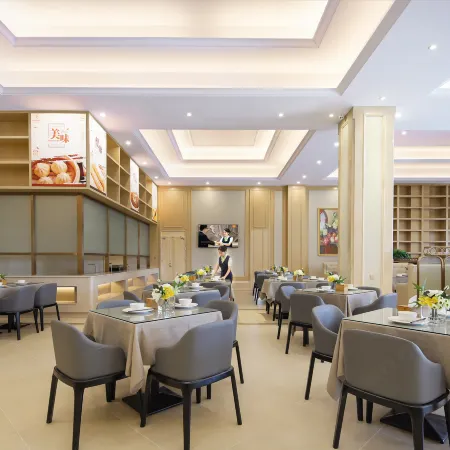 Vienna International Hotel (Yuhuan Wanda Plaza)