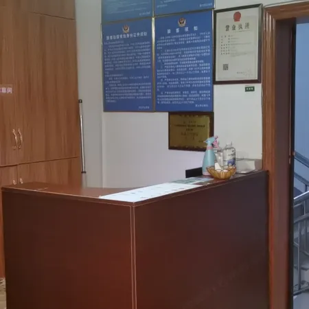 Zunyi Fenghe Apartment (Xinpu University Town)