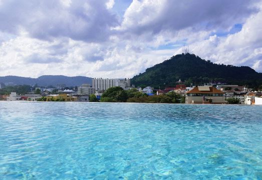 6. 에코로프트 호텔..