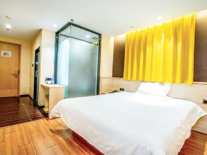 IUA Hotel (Dalian Xinghai Square, Xi'an Road)