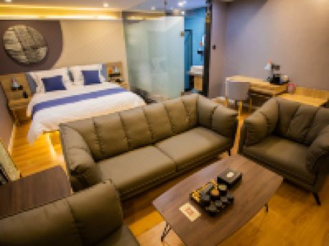 如家联盟华驿酒店(唐山迁西中心广场店) - 智能精选套房