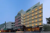 Homeinn · neo (Yantai High-speed Rail Bus Terminal) Hotels in Yantai