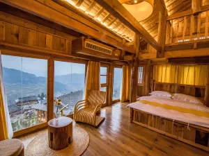 Moon Mountain Residence | Panoramic Luxury Villa in Jiayi Miao Village