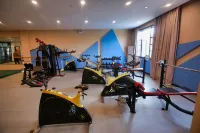 Guifeng Hotel Zhenfeng - نادي رياضي
