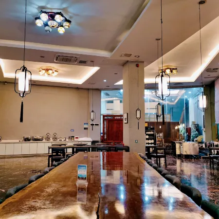 Nvshu Hotel
