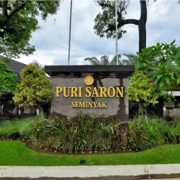 Puri Saron Hotel Seminyak Отели рядом с достопримечательностью «Пляж Дабл-Сикс»
