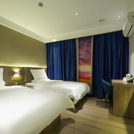 7 Days Premium Hotel (Deyang Wuzhou Square store)