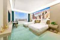 Haixi Prefecture Sky Mirror Vista Hotel (Da Qaidam Feicui Pedestrian Street)