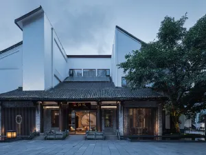 Sanjiangyue Holiday Hotel