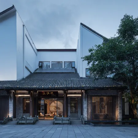 Sanjiangyue Holiday Hotel