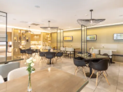 21/5000 Jinyi Preferred Hotel (Bayan Naoer Linhe Victoria Mall Branch) Hotels in Bayannur