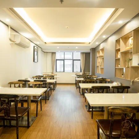 Shenzhen Jiadecheng Hotel Liantang Port Branch Отели рядом с достопримечательностью «Tingtao Pavilion»