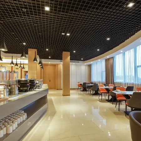 HUANGYAN XINQIAN BRANCH OF VIENNA INTERNATIONAL HOTEL