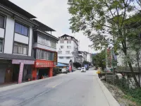 Longsheng Yunlai Hotel - Losmen