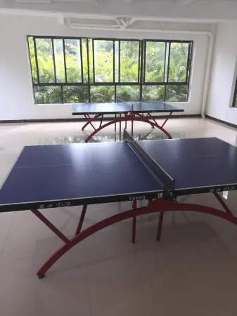 Coconut Maple Home Apartment Отели рядом с достопримечательностью «Taipingshan Pubu»