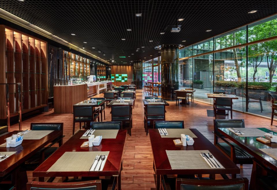 4. 그랜드 밀레니엄..