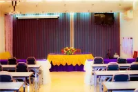 Fig Boutique Hotel Hotels in Kamphaeng Phet