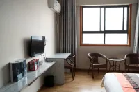 Lankao Tianchi Business Hotel