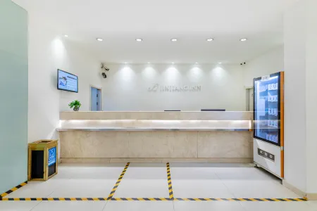 Tuke China Hotel Отели рядом с достопримечательностью «Luzhong Ancient Tree»