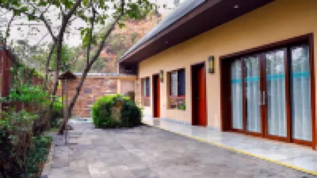 โรงแรมหลานตูซือฉี ซือเตี้ยน