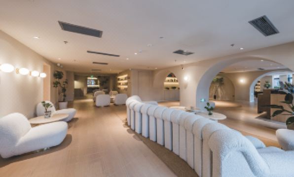 Atour Hotel Beijing Guomao CBD Huamao Center